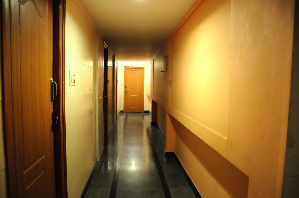 V.K.Residency Tirupati Exterior foto
