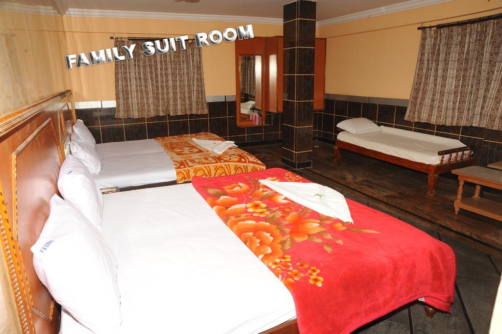 V.K.Residency Tirupati Exterior foto