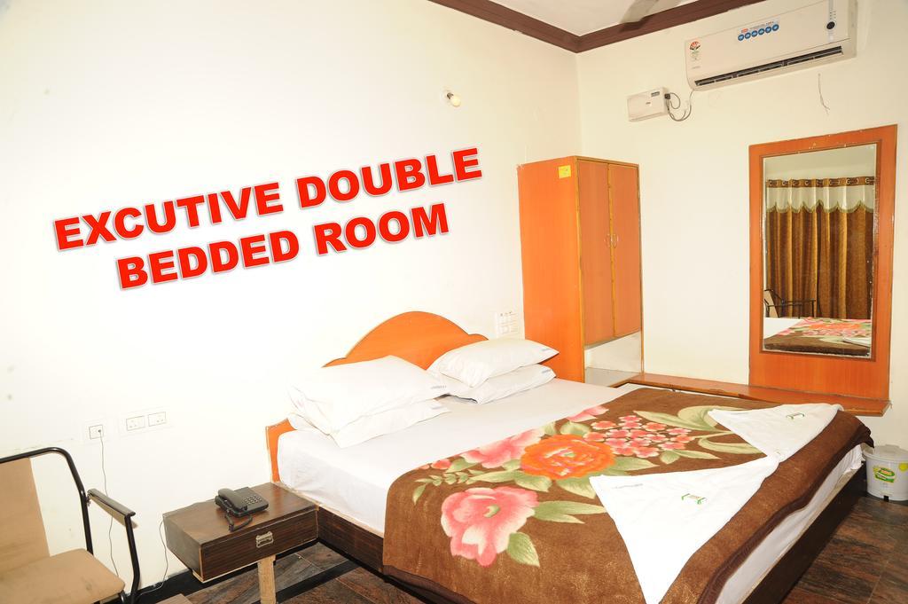 V.K.Residency Tirupati Exterior foto