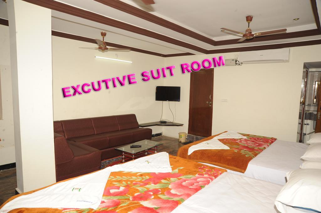V.K.Residency Tirupati Exterior foto